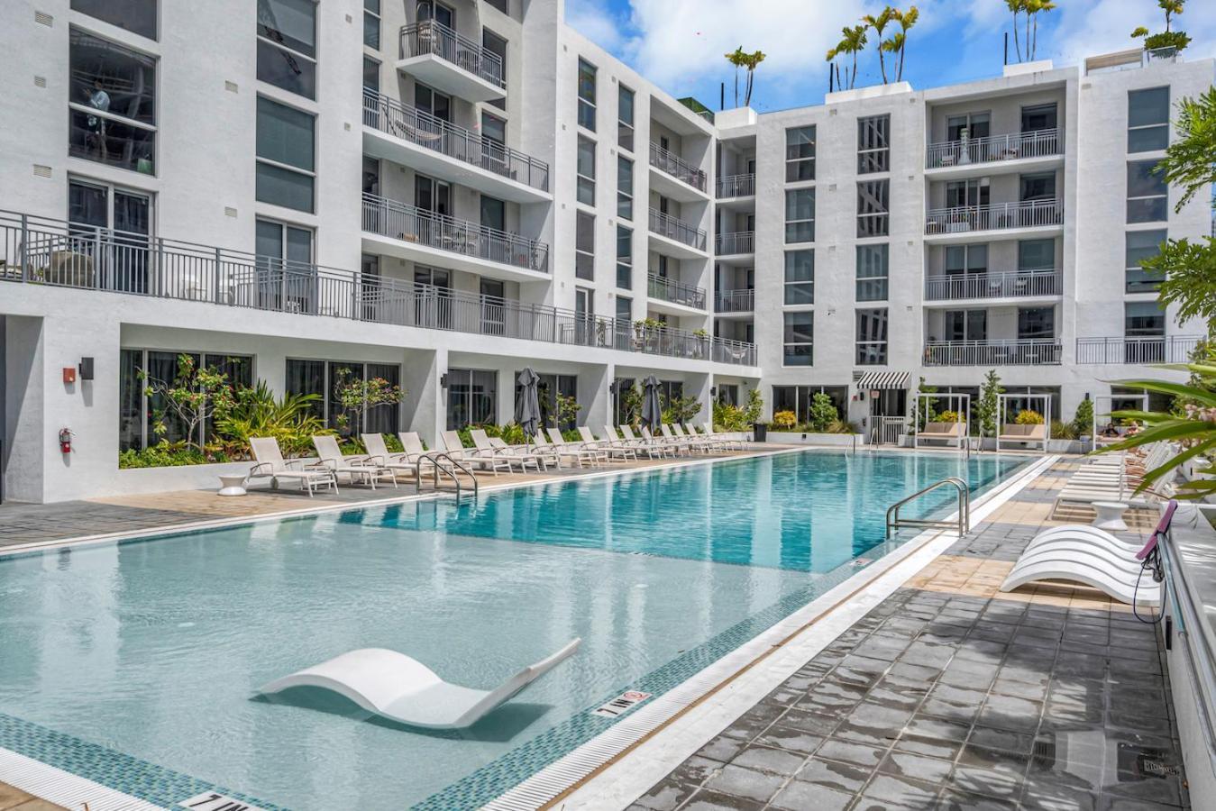 Amazing 3 Bed Unit In Dwntwn Miami With Free Parking Apartman Kültér fotó