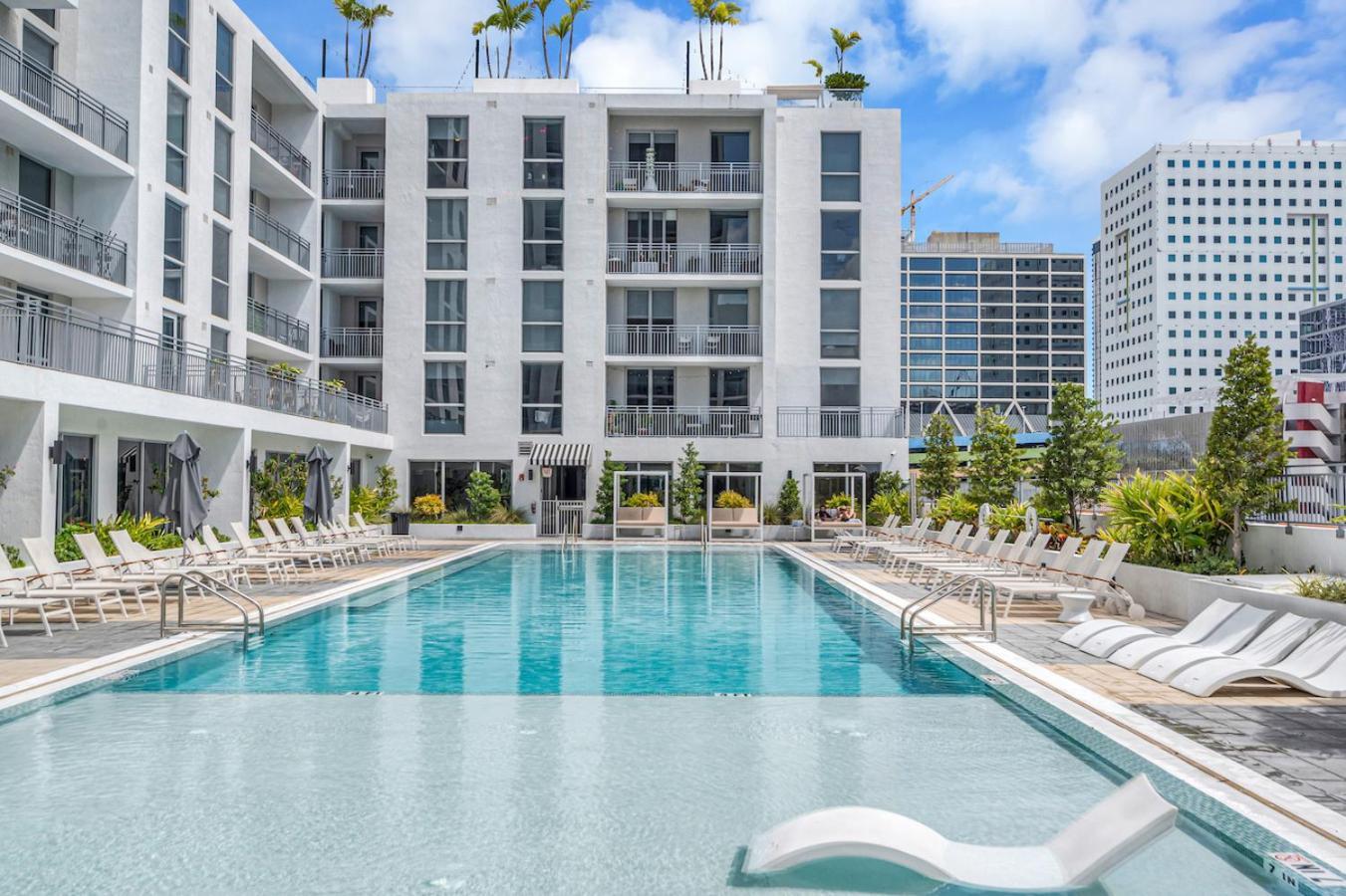 Amazing 3 Bed Unit In Dwntwn Miami With Free Parking Apartman Kültér fotó
