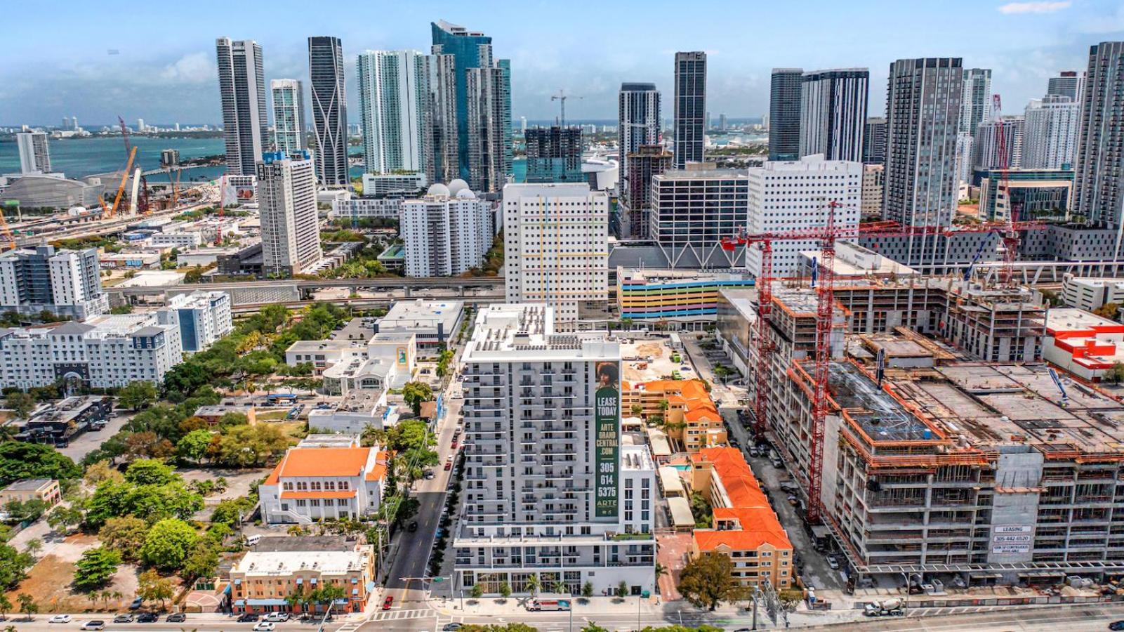 Amazing 3 Bed Unit In Dwntwn Miami With Free Parking Apartman Kültér fotó