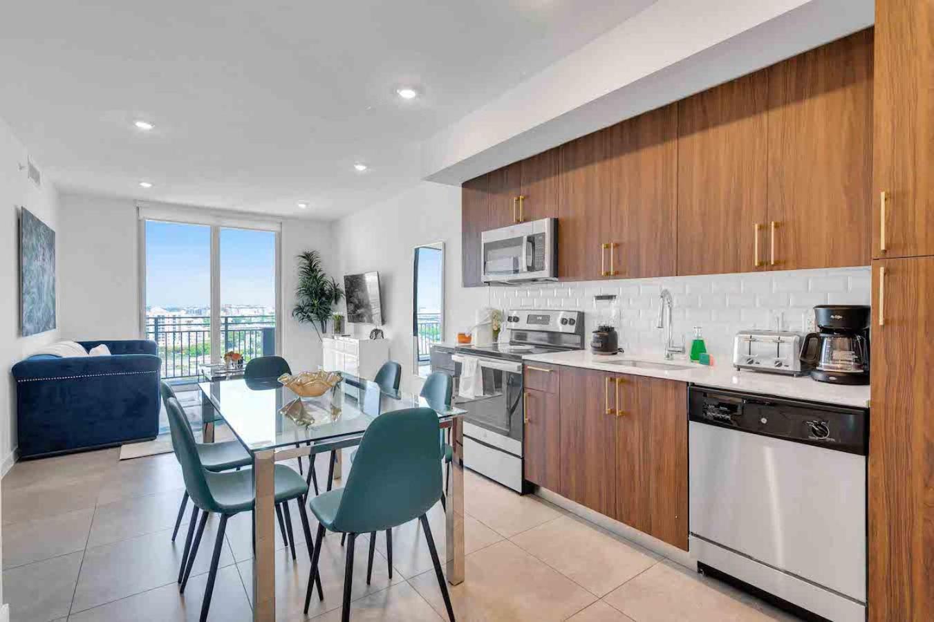 Amazing 3 Bed Unit In Dwntwn Miami With Free Parking Apartman Kültér fotó